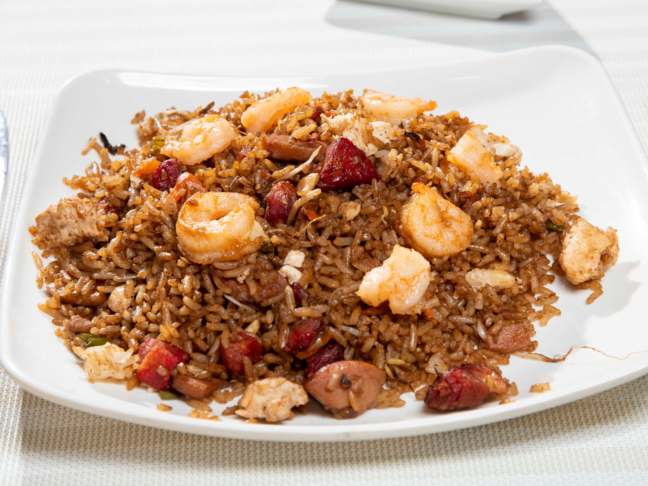 Combo-Arroz Chino para 2 con Papas y Gaseosas