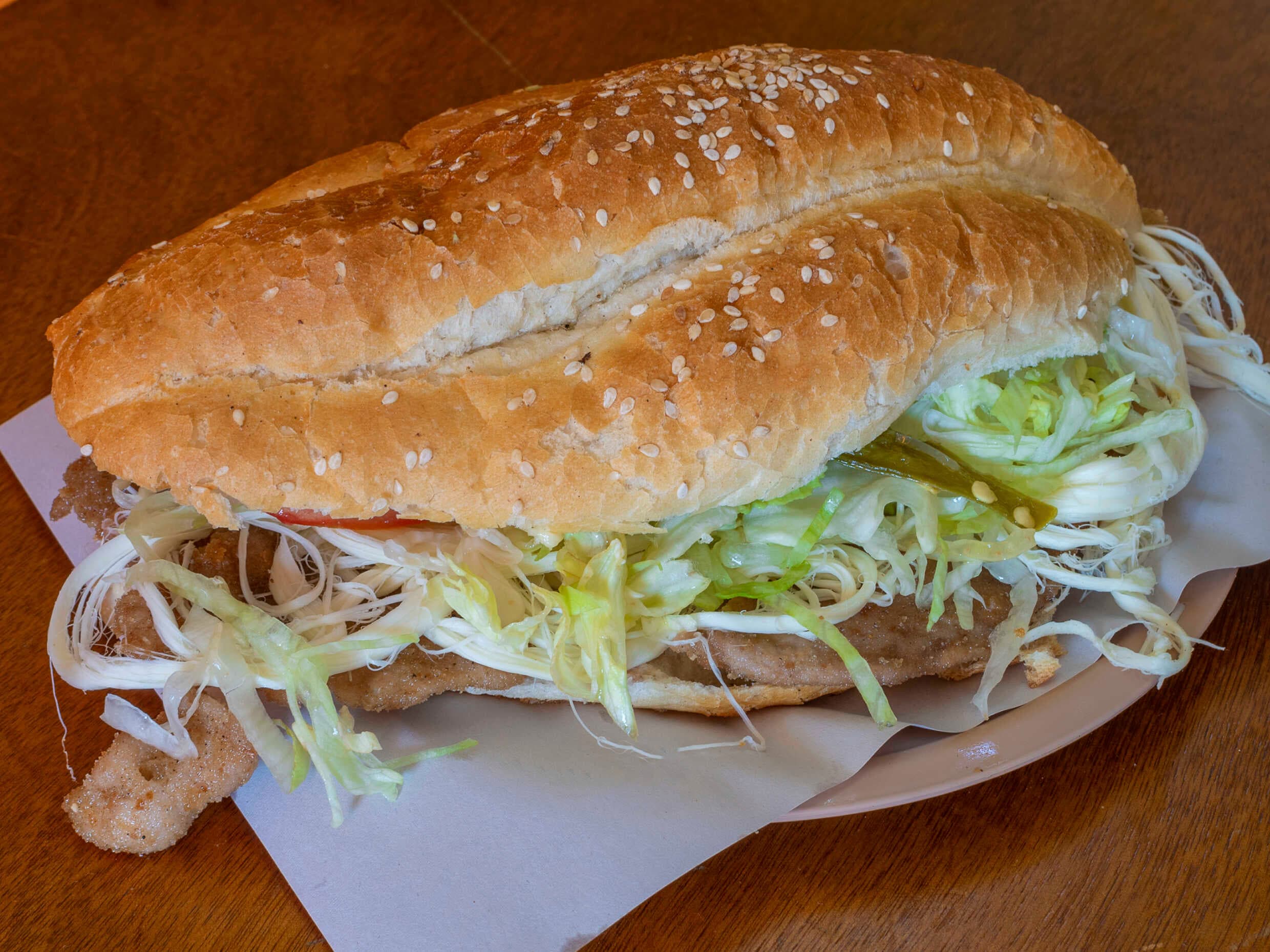 TORTA DE MILANESA DE PUERCO + SIDRAL