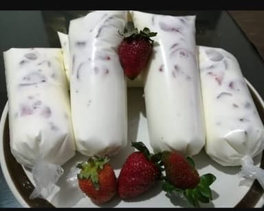 Hielito de Fresas con Crema