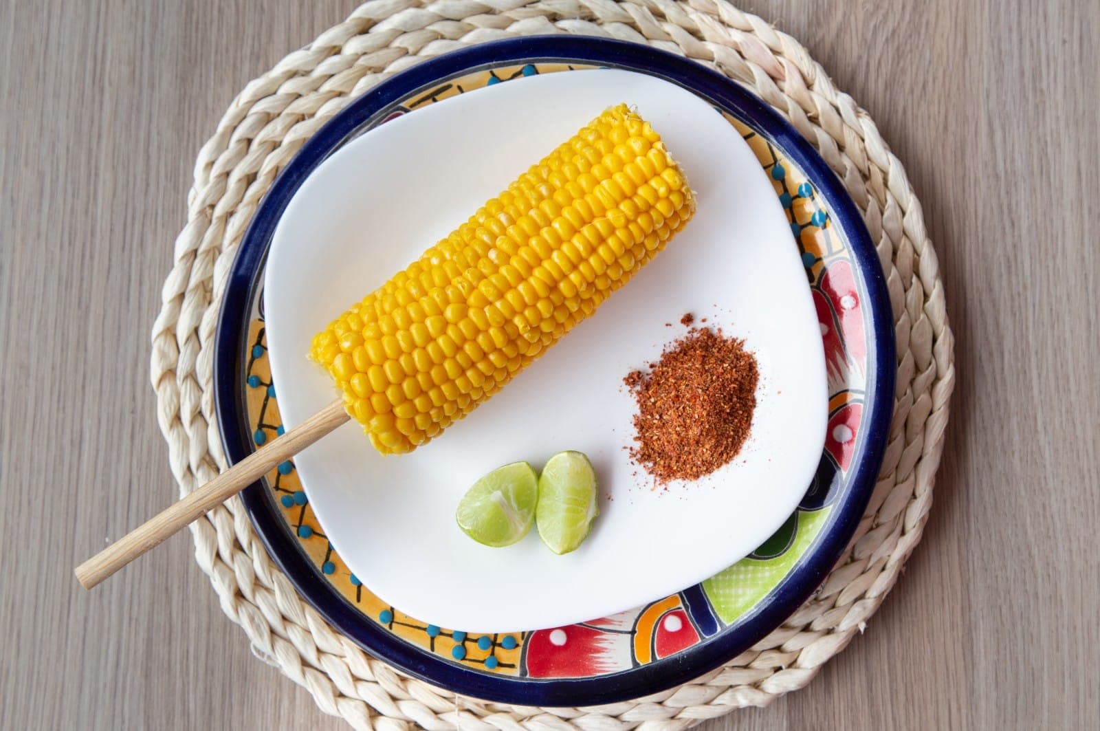 Elote Amarillo con Sal y Limón