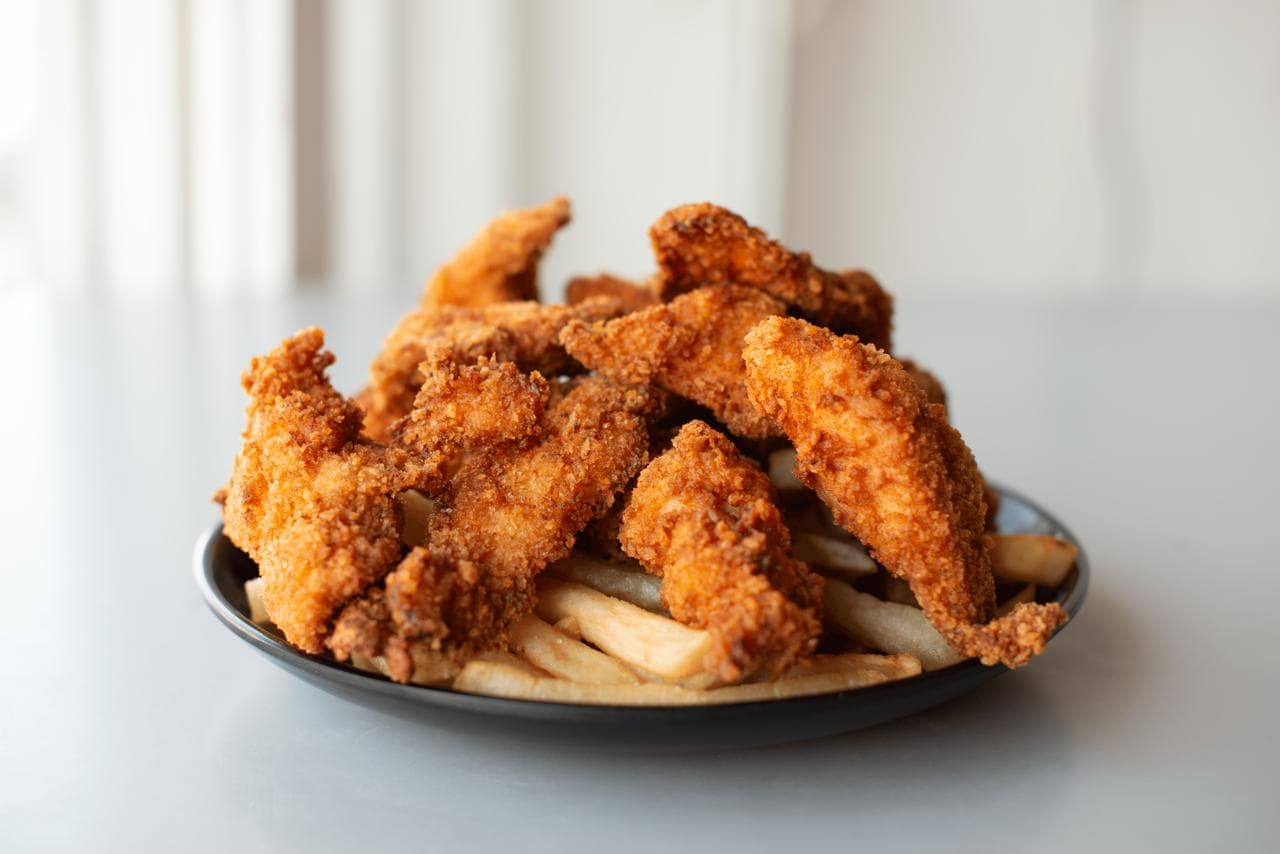 Orden de Papas y Pollo Grande con Extra Pollo