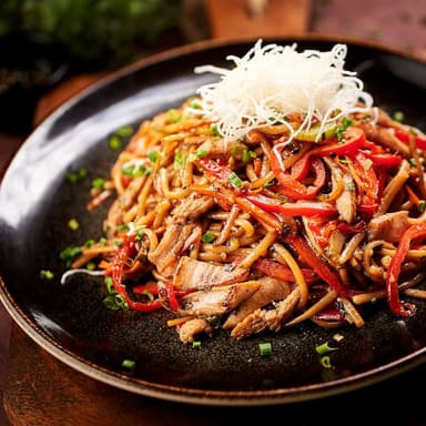 Noodles con Pollo