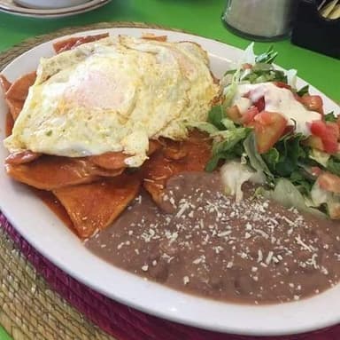 Chilaquiles con Huevo
