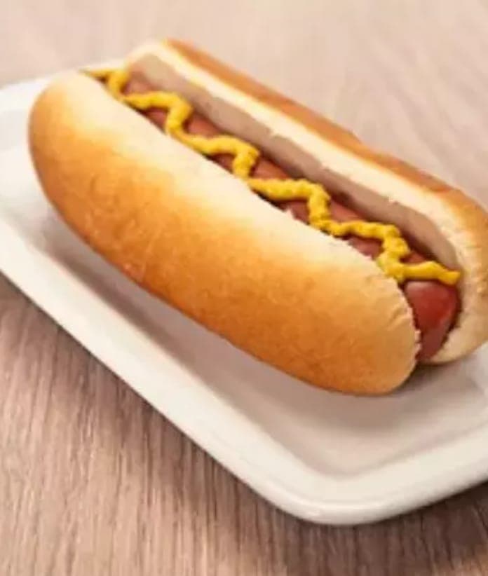 Hotdog sencillo (sin verduras) solo aderezos