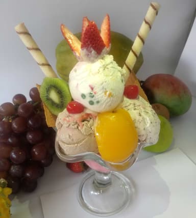 Mega Ice Cream Copa