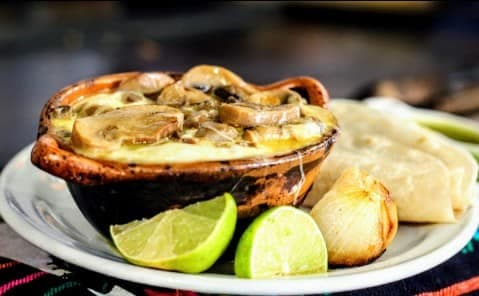 CHAMPIQUESO
