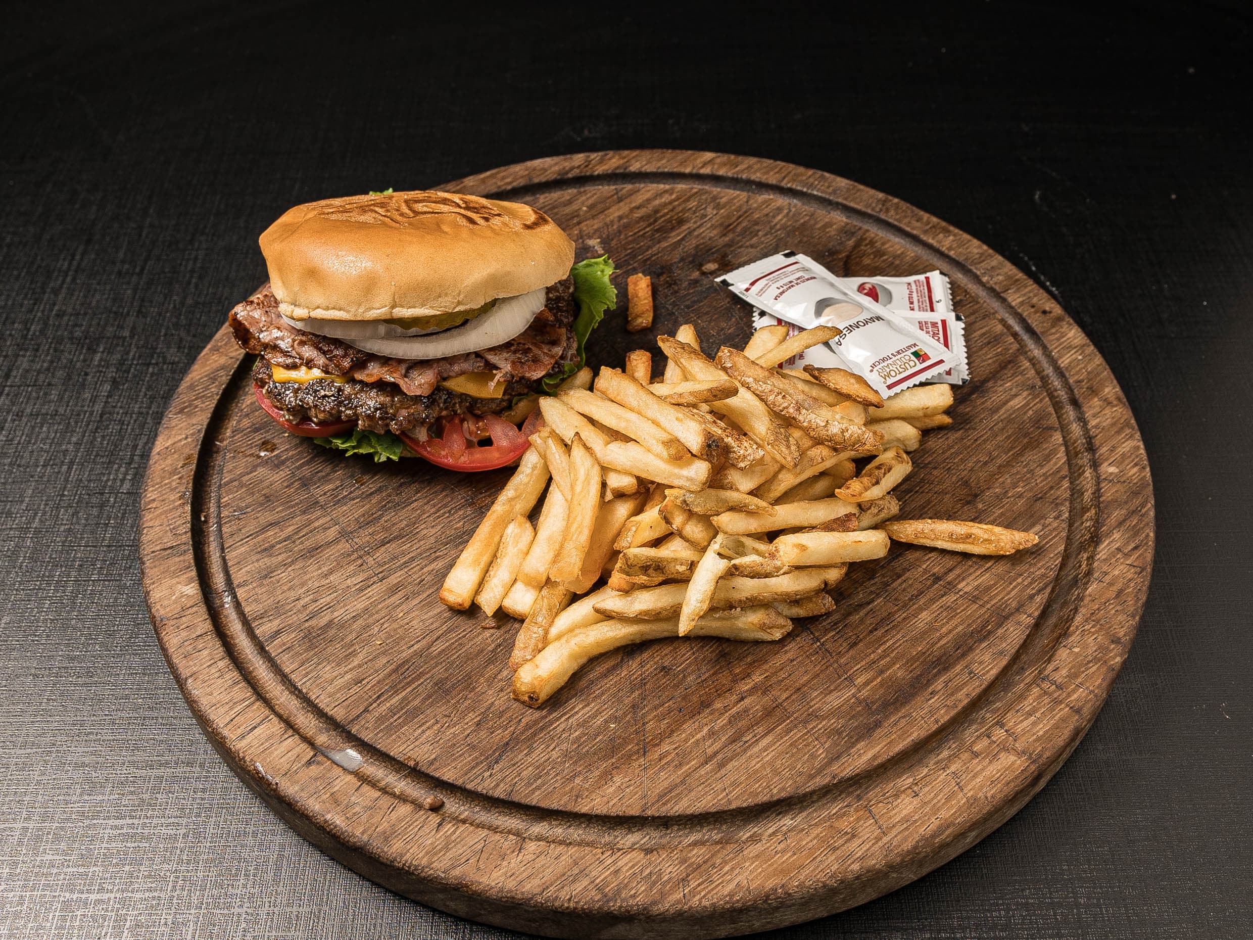 Bacon Classic American Burger And Fries