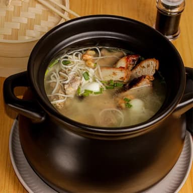 Sopa Wantán Especial Familiar