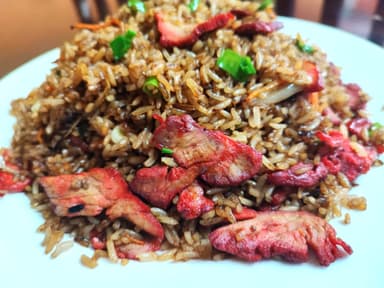 Arroz Frito con Lechón  叉烧饭