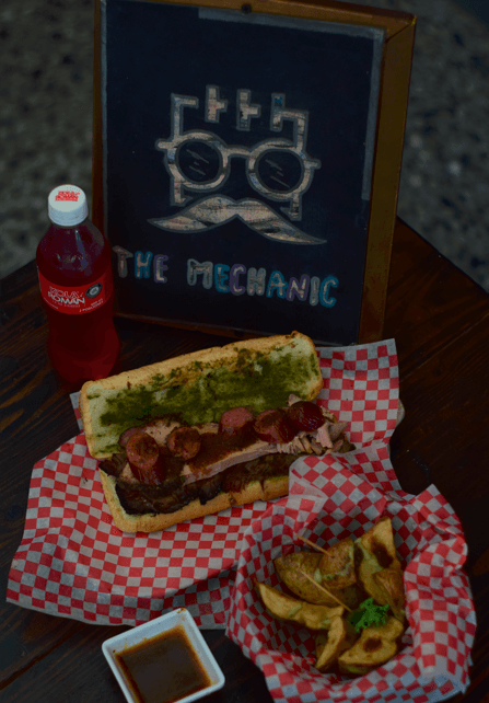 Sándwich Triptonico Res Cerdo y Chorizo