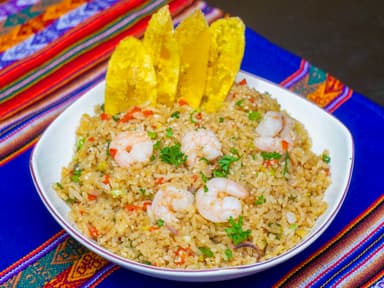Arroz Chaufa de Camarones y Langostinos