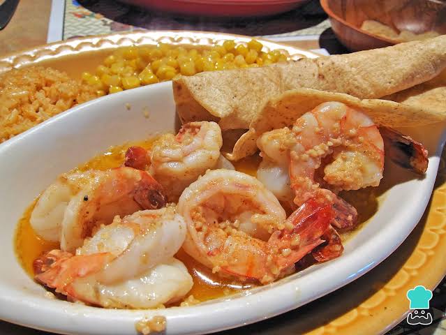 Camarones al Mojo de Ajo