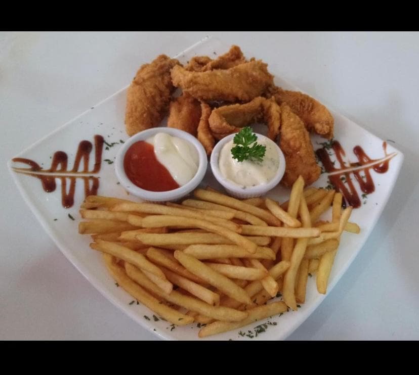 Nuggets con Papas