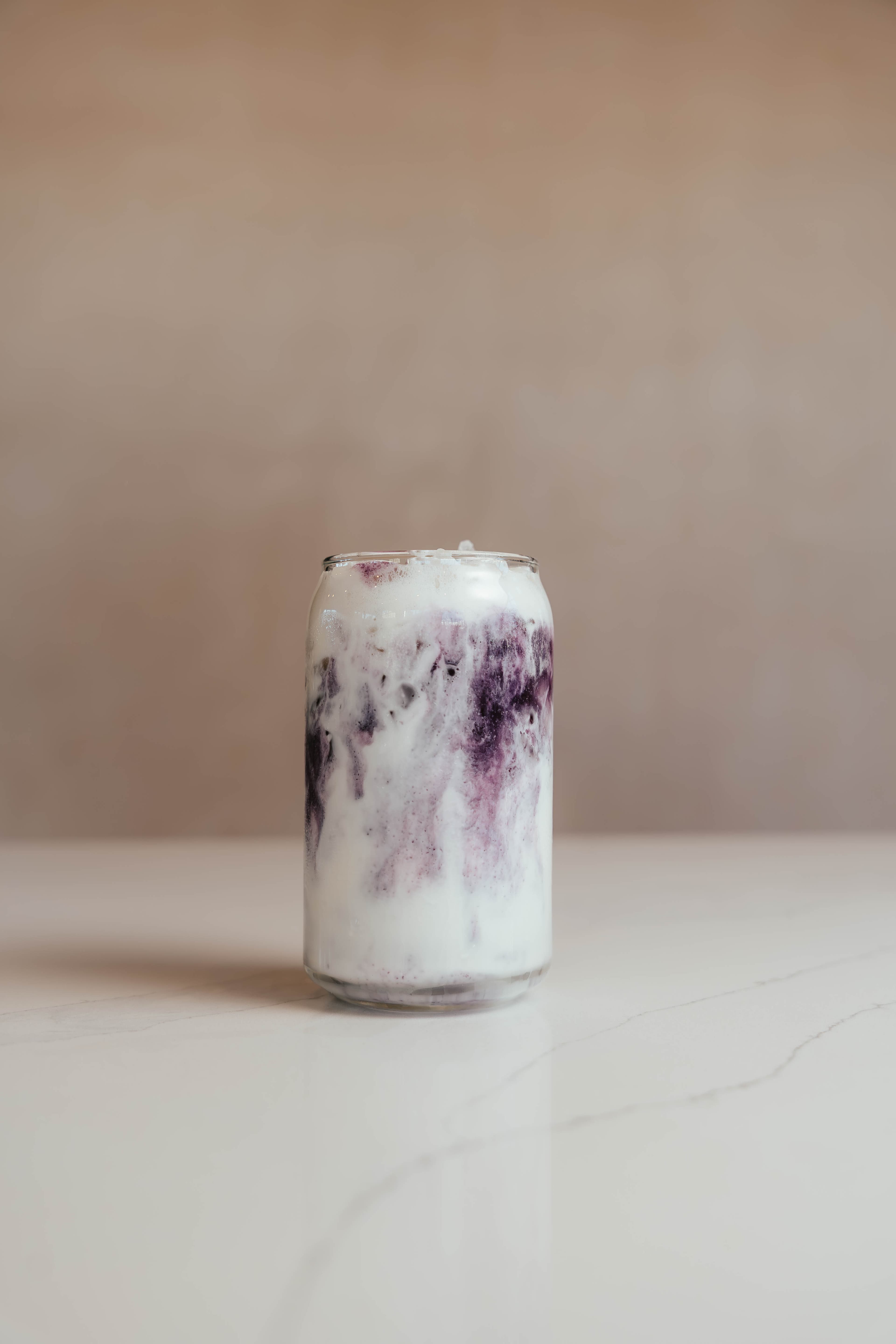 Taro Latte 16 Oz