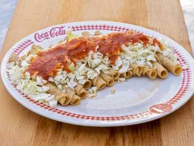 Docena de  Flautas  (Sin Aguacate)
