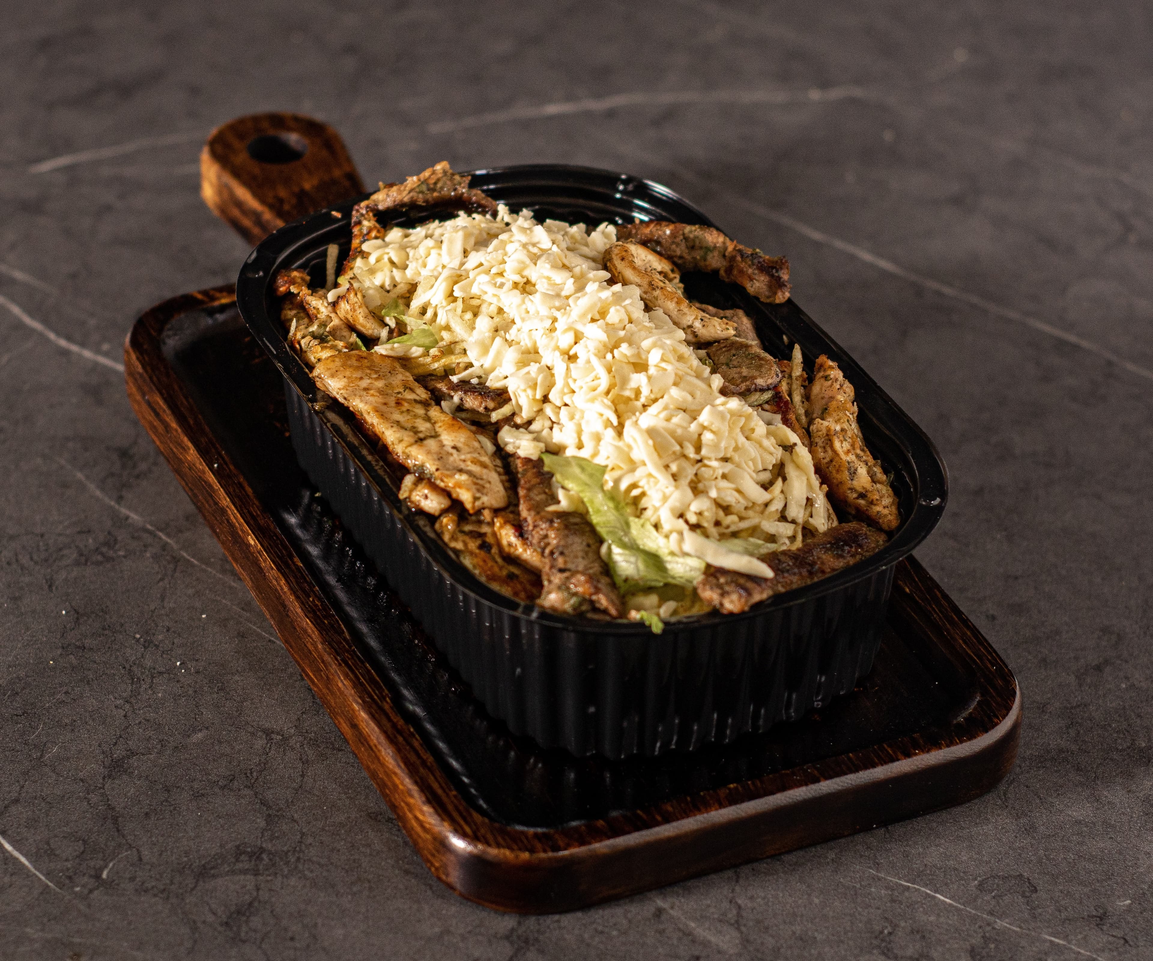 Salchipapa Costeña Especial con Carnes