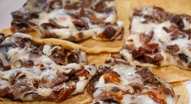 Taco de Bistec con Queso