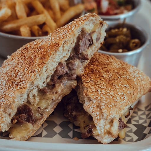 Sándwich Philly Cheesesteak