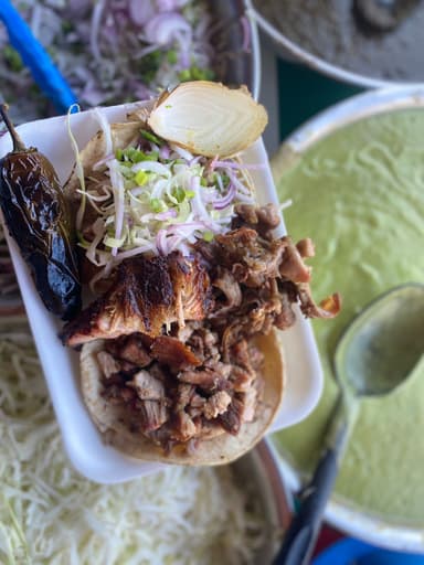 TACO DE MAIZ DE PUERCO