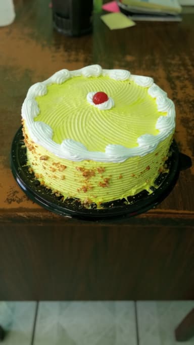 Pastel Redondo de Piña con Coco