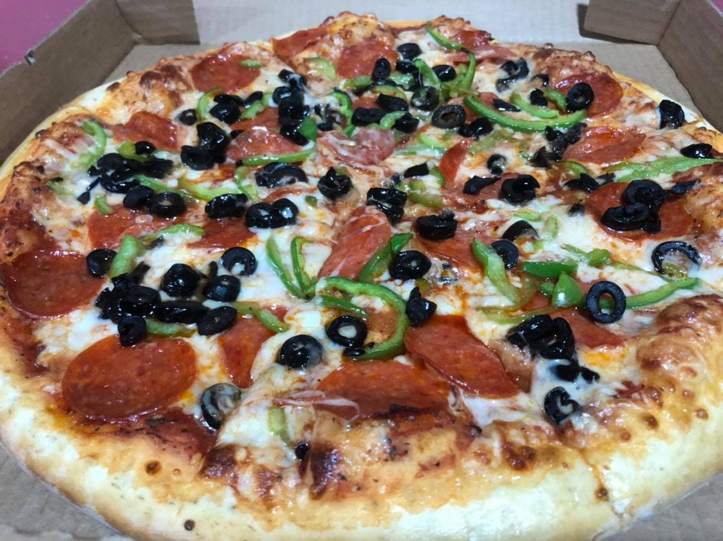 Pizza Vegetariana Deluxe