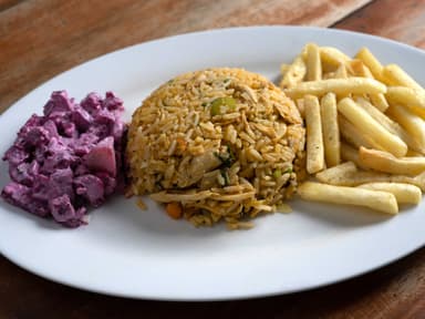 Arroz con Pollo