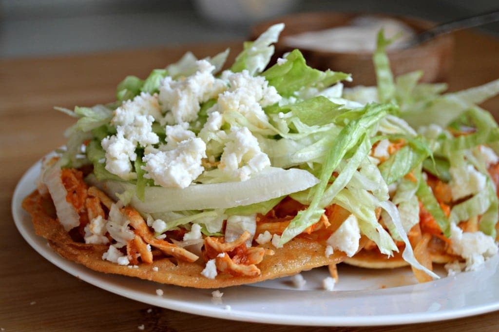 Tostadas con Pollo