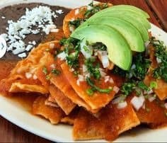 Chilaquiles Sencillos Rojos