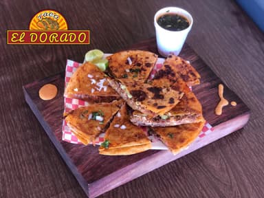 Pizza Birria Familiar Doble