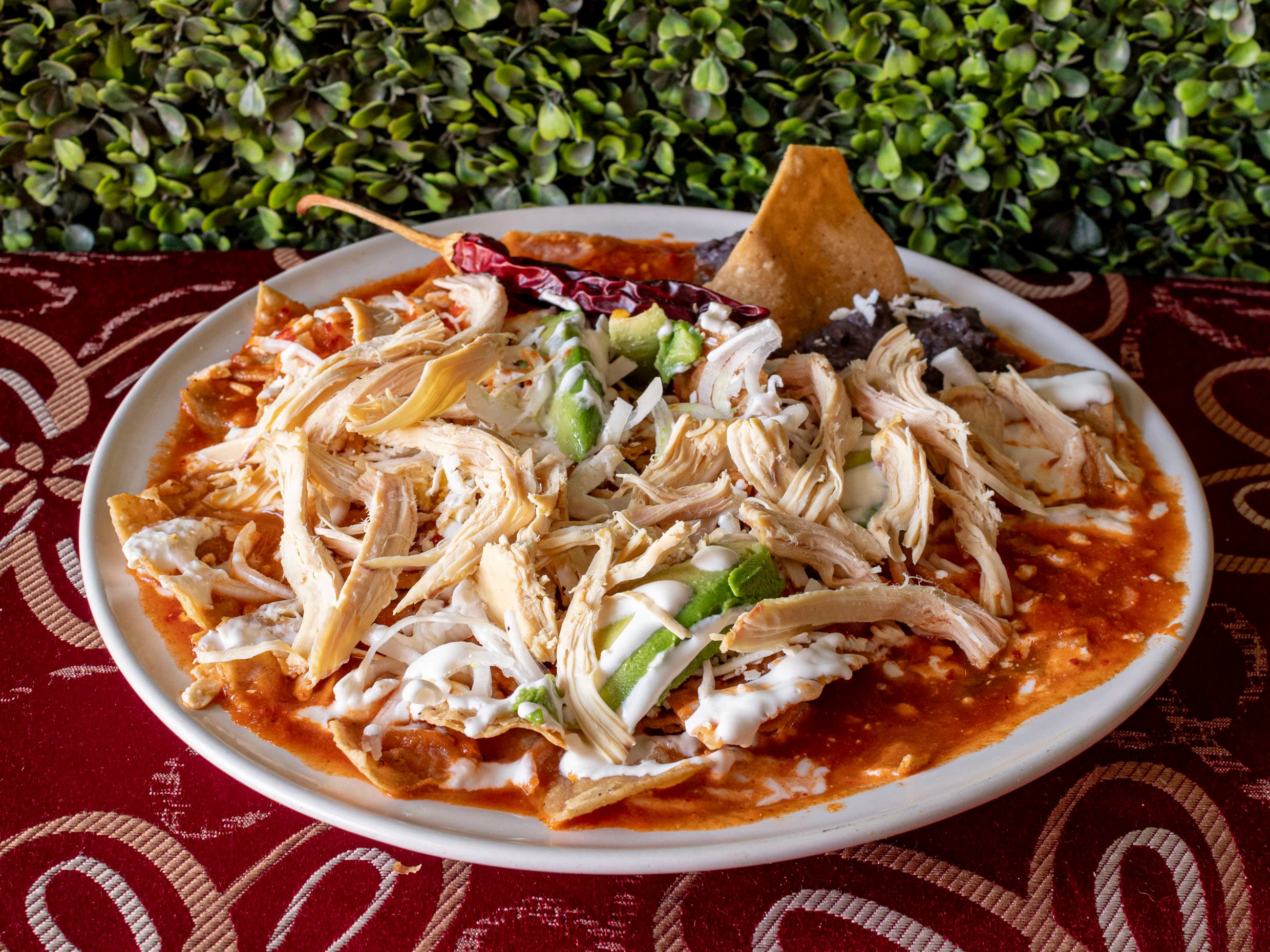 Chilaquiles con Pollo