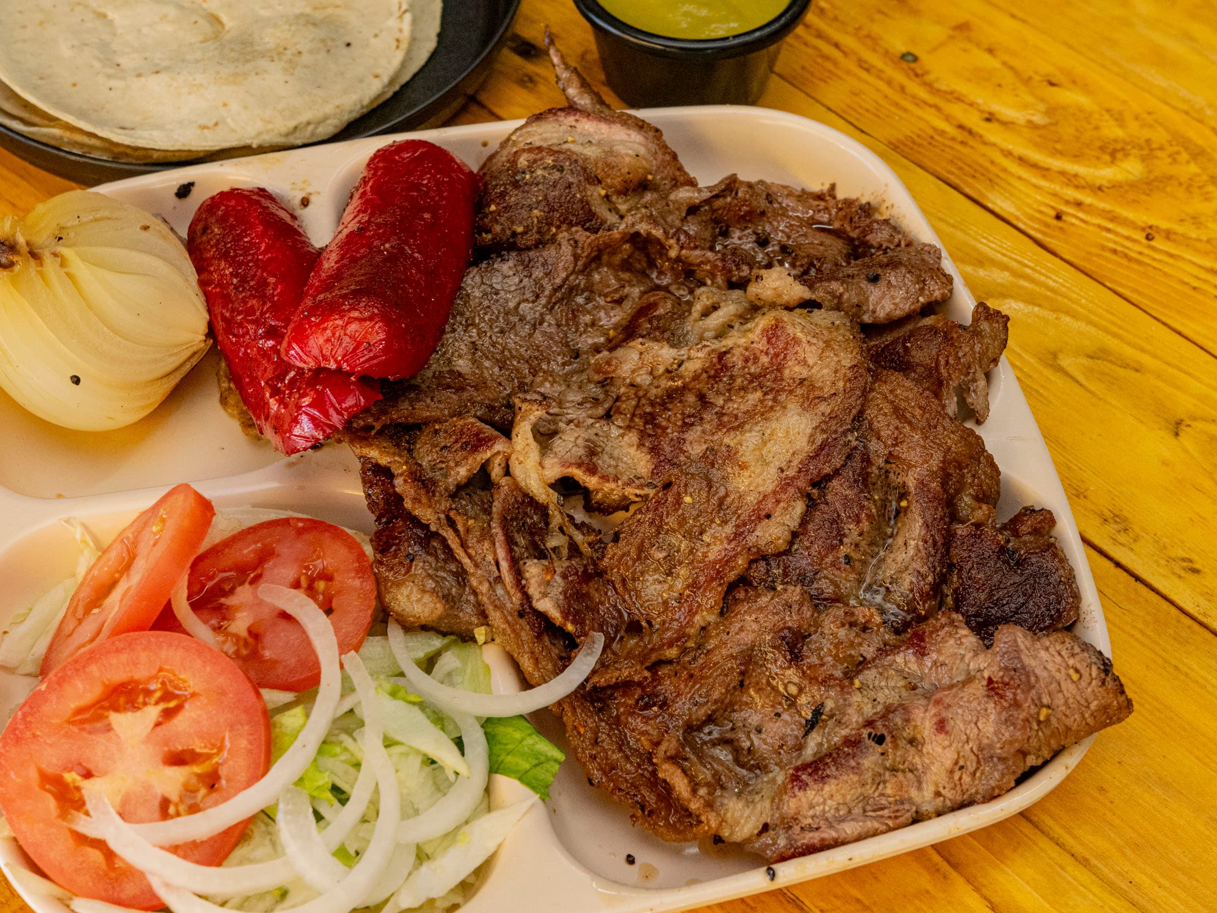 1 ORDEN DE CARNE ASADA