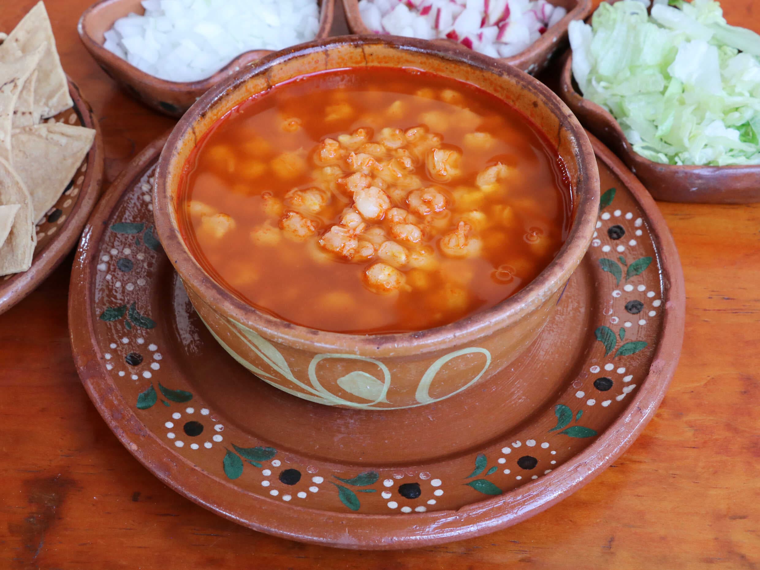 Pozole Mixto