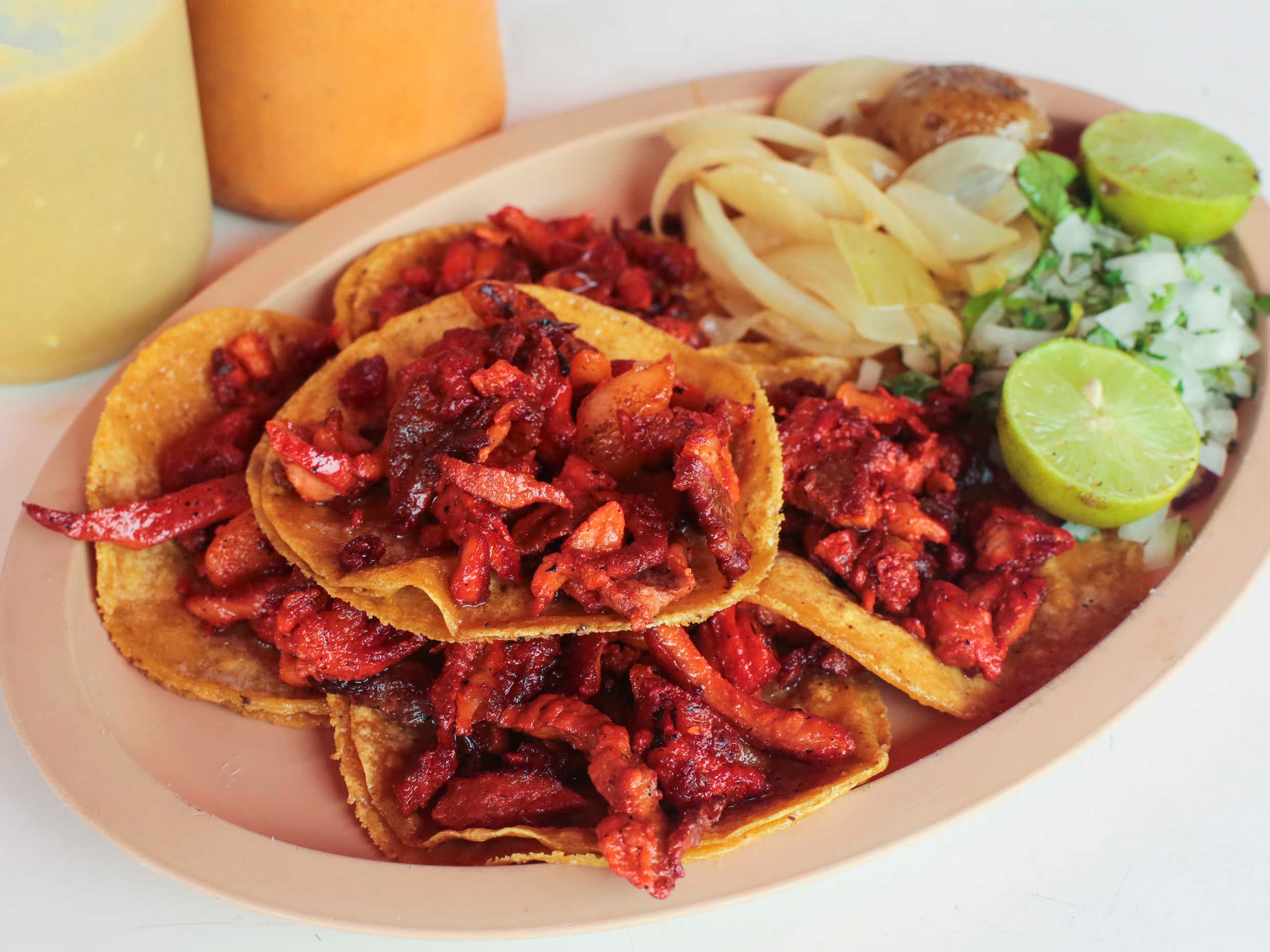 Tacos de Guisos