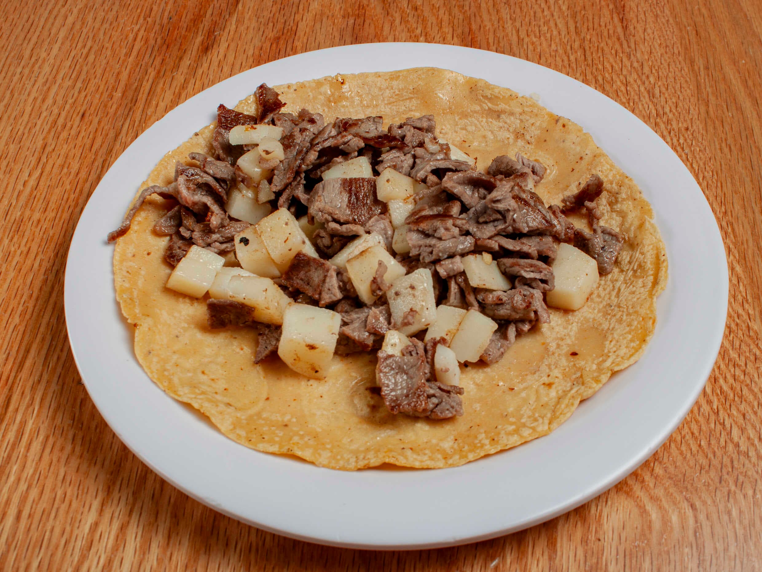 Taco de Bistec C/Papas (1 pza)