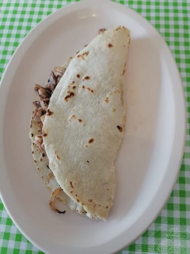Taco de Bisteck o Chorizo