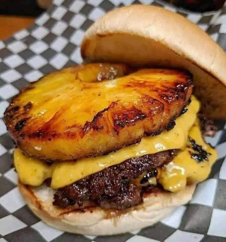 Hamburguesa Hawaiana