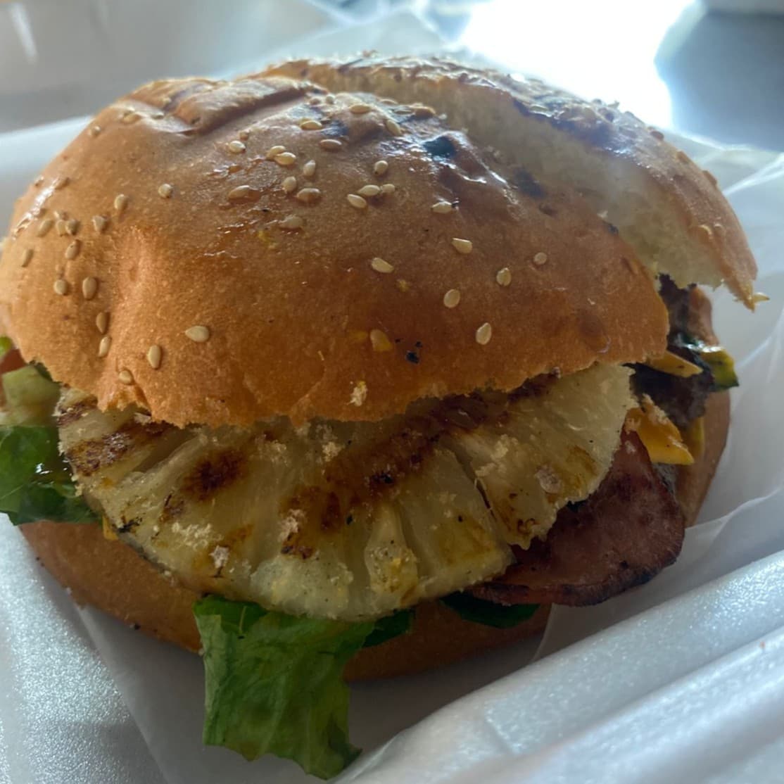 Hamburguesa Hawaiana