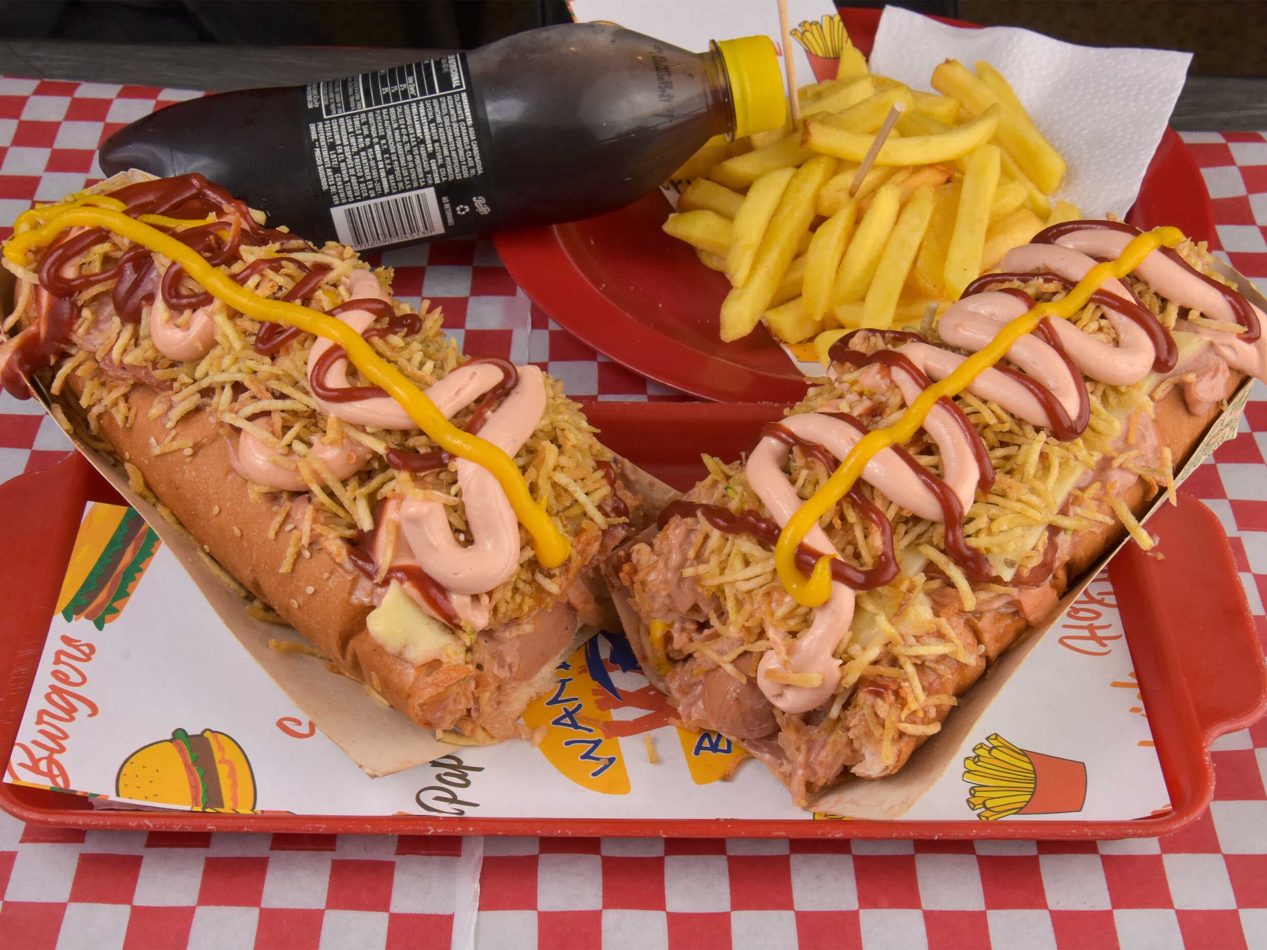 Combo-Perro Super con Tocineta + Papas + Gaseosa