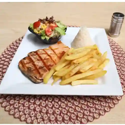 Salmon a la Parrilla