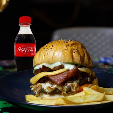 Combo Burger Bacon Cheddar 25% Off