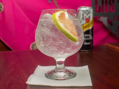 Schweppes agua mineral 355 ml