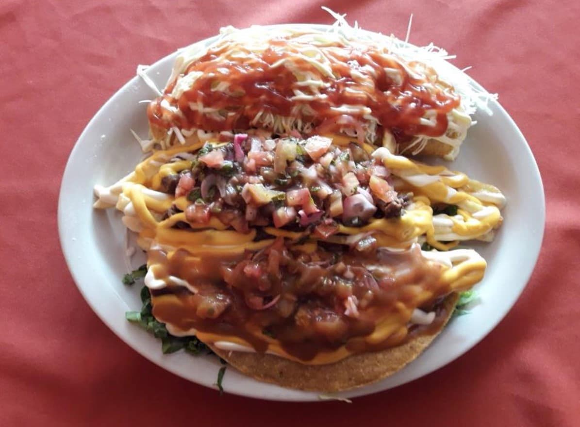 Chalupa de Pollo