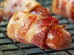 Salchicha Envuelta con Tocino
