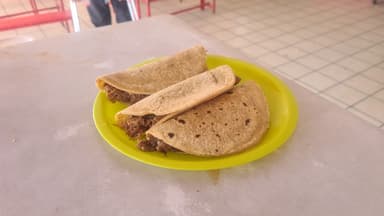 3 Tacos + Agua Fresca