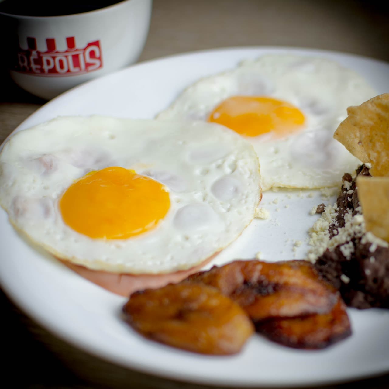 Huevos Estrellados