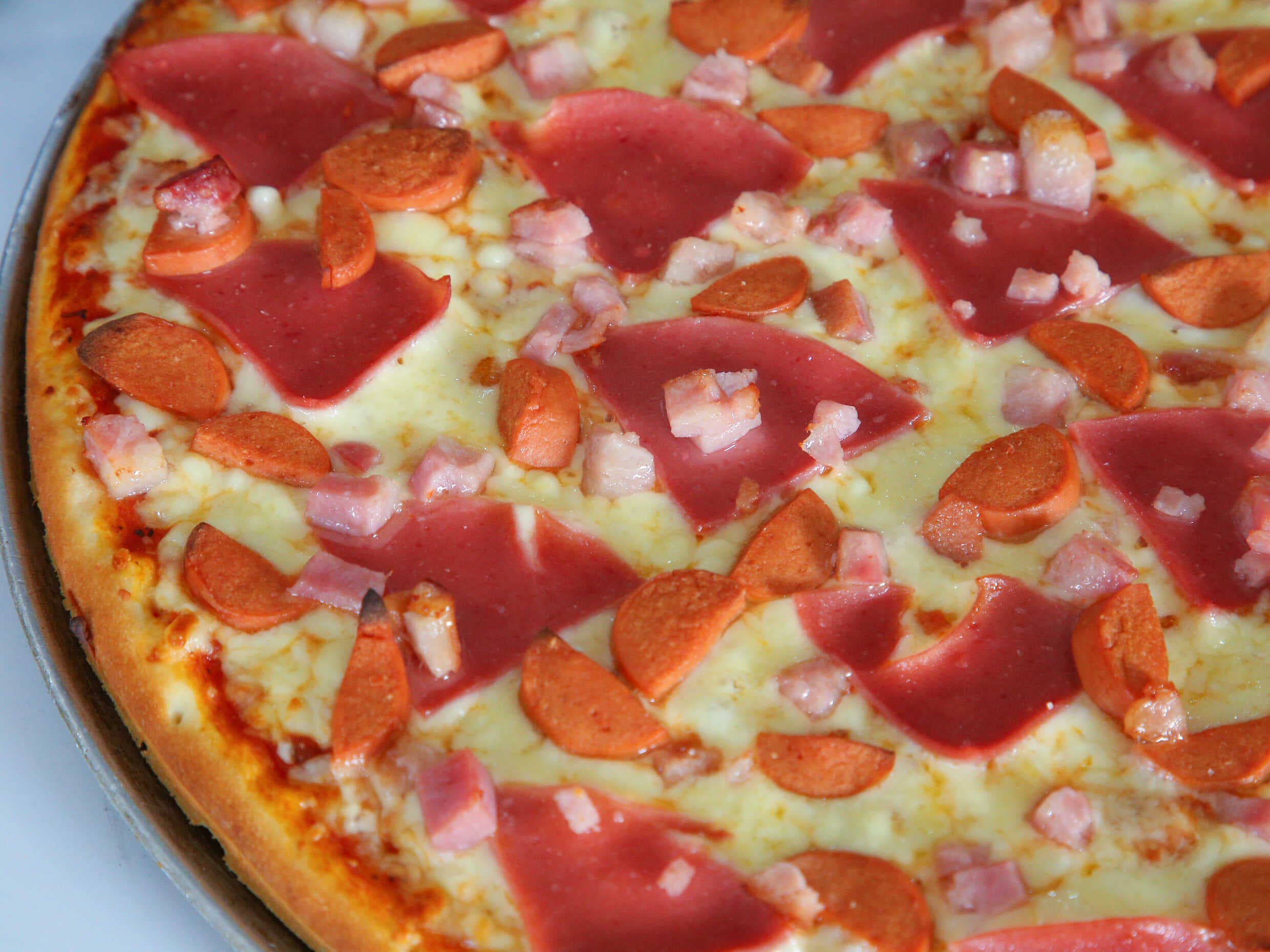 Pizza Extra, Carnes Frías.