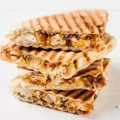Buffalo Bacon Pita