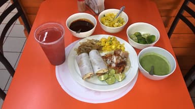 Combo-Tacos + Volcan