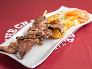 Anticuchos y Brochetas Para 4