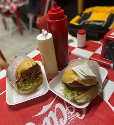 Combo Especiales + Papas